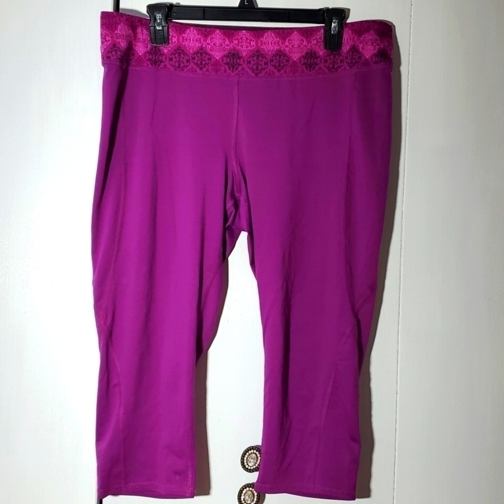 Tek Gear- Womens Purple Capri Yoga Leggings Sz.XL